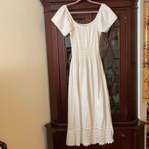 White cotton midi-maxi summer dress